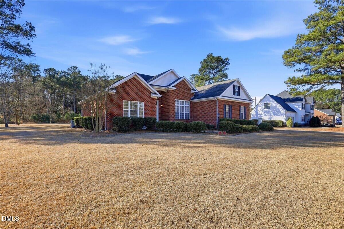 107 West Raintree Lane Goldsboro, NC 27534 - Photo 2 of 59 02-107 W Raintree Ln-2