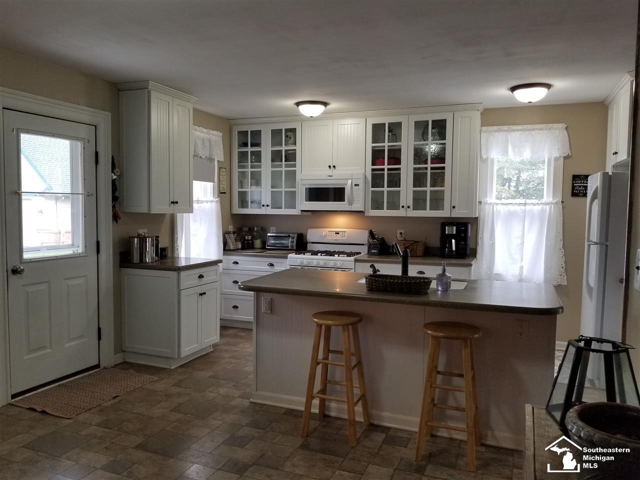 3922 North Custer Road Monroe, MI 48162 - Photo 10 of 32