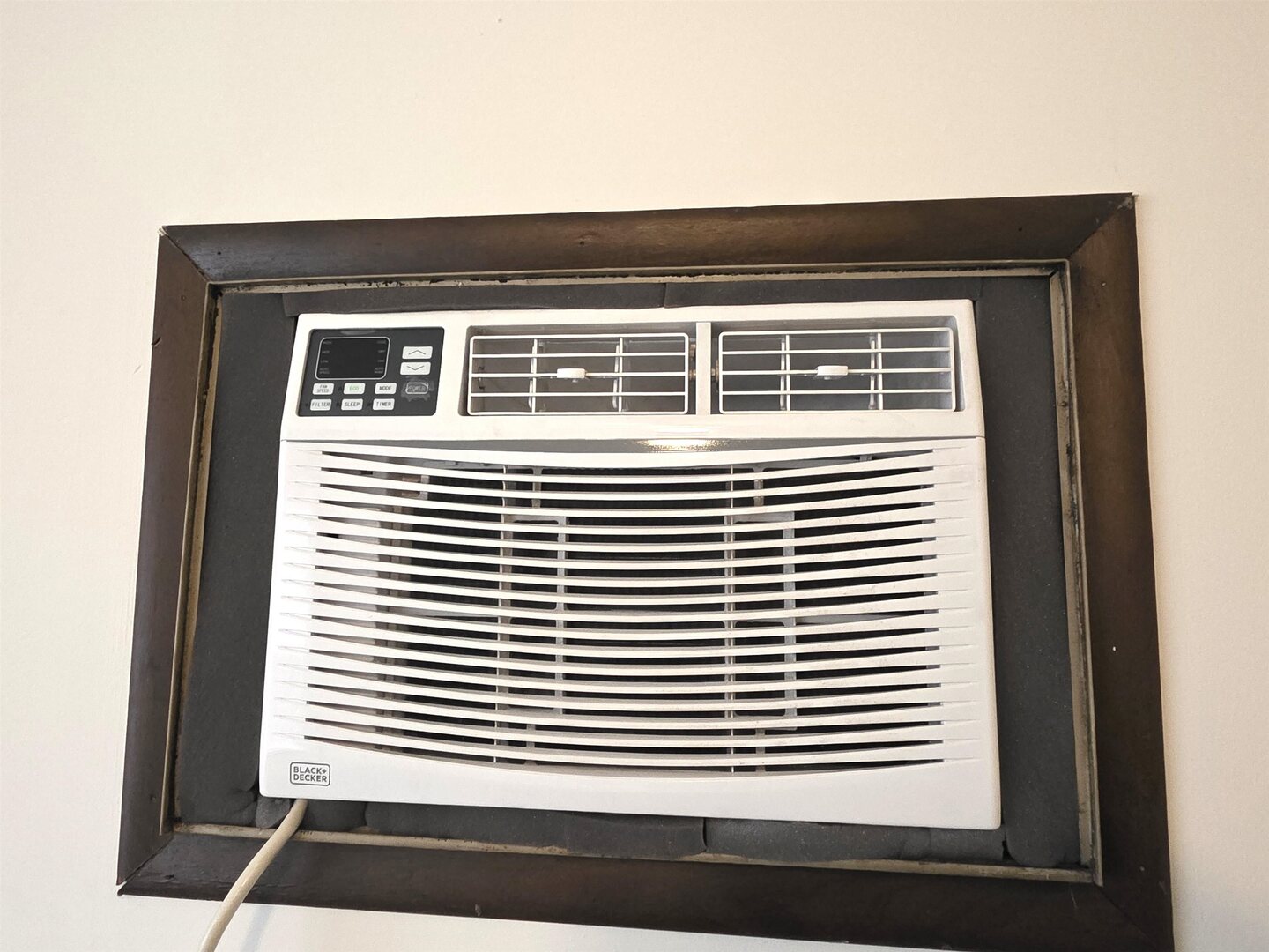 331 West Main Street Olney, IL 62450 - Photo 30 of 58 a front view of a house with a white door