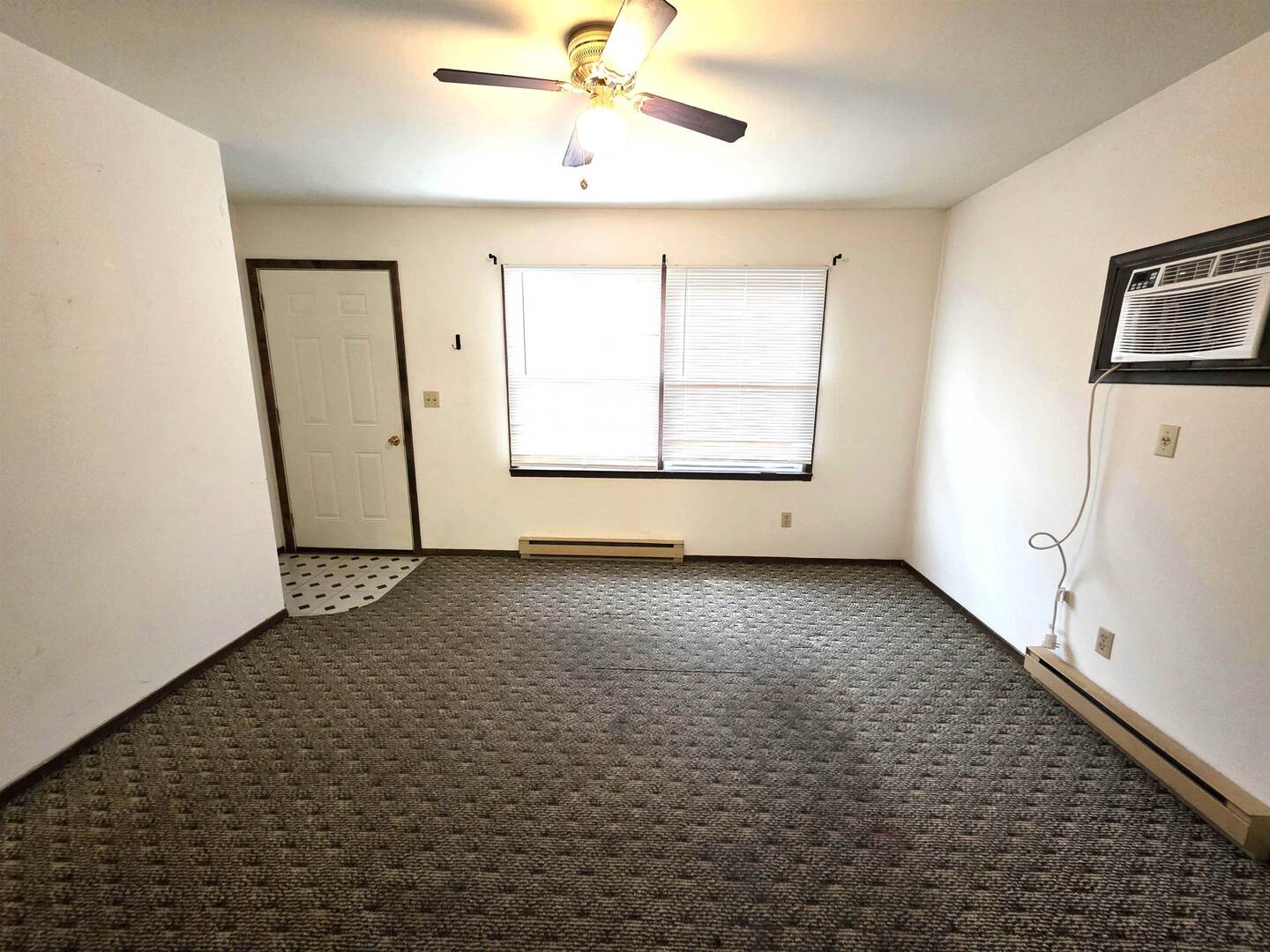 331 West Main Street Olney, IL 62450 - Photo 9 of 58