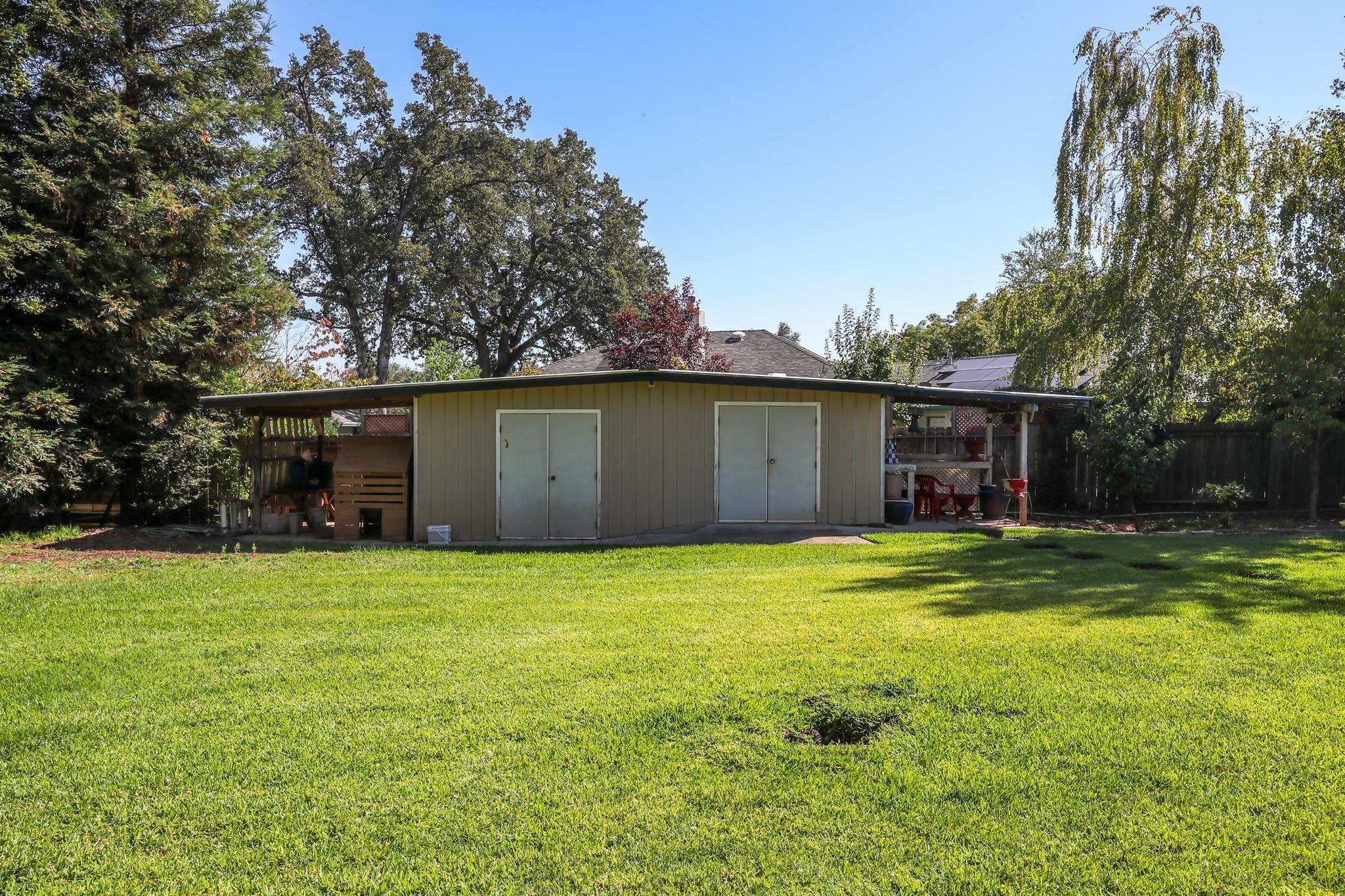 6639 Riata Drive Redding, CA 96002 - Photo 18 of 61 6639 Riata Dr (18)