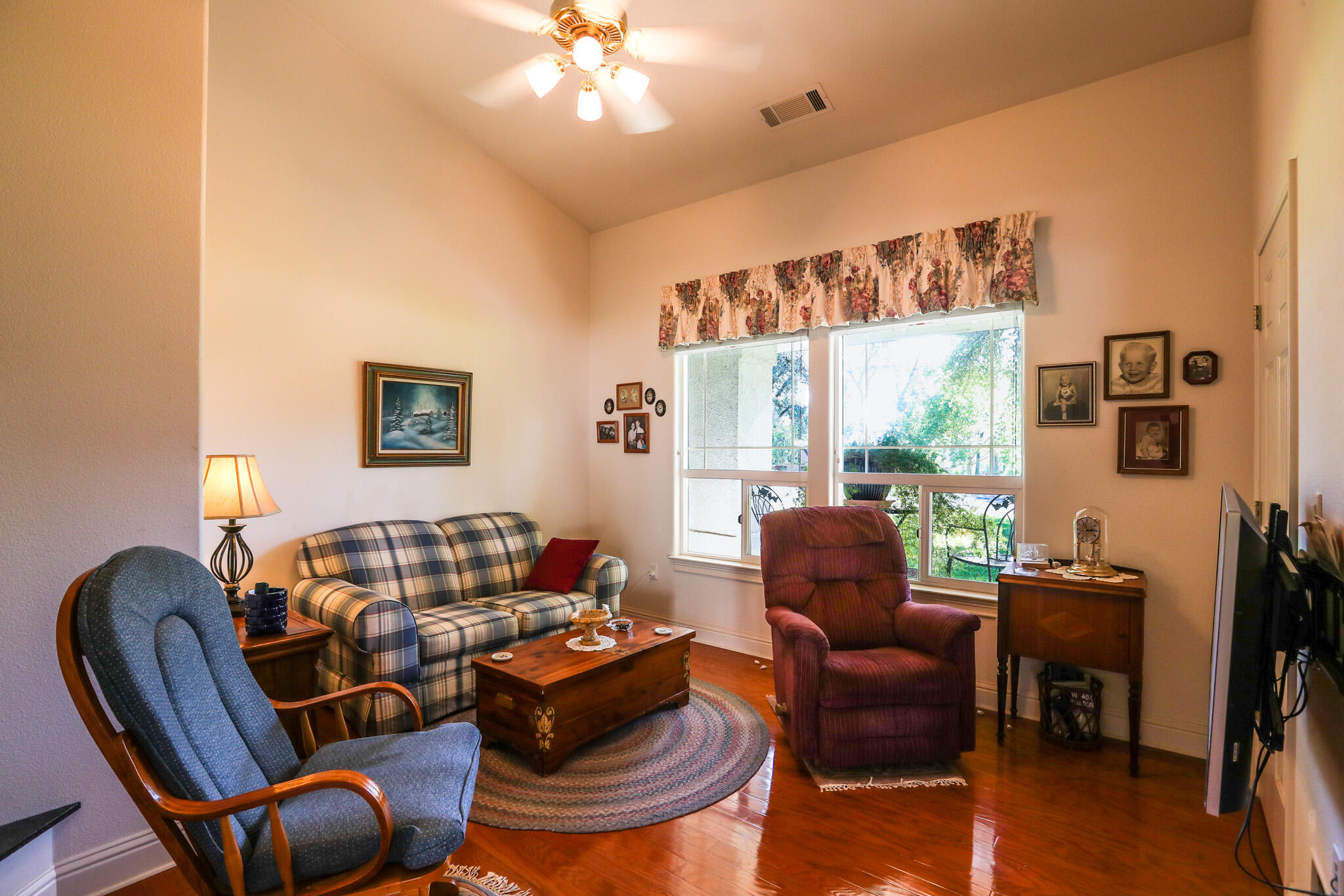 6639 Riata Drive Redding, CA 96002 - Photo 43 of 61 6639 Riata Dr (43)