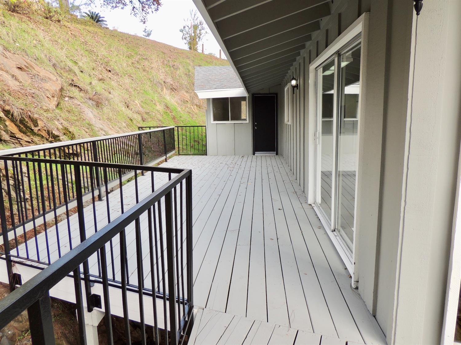 28516 Sky Harbour Road Friant, CA 93626 - Photo 25 of 26 Gallery Image 25