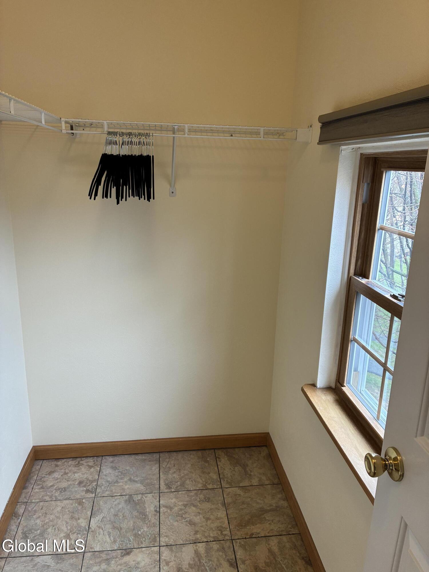 25 Stratton Circle Troy, NY 12182 - Photo 25 of 36 IMG_8317(1)