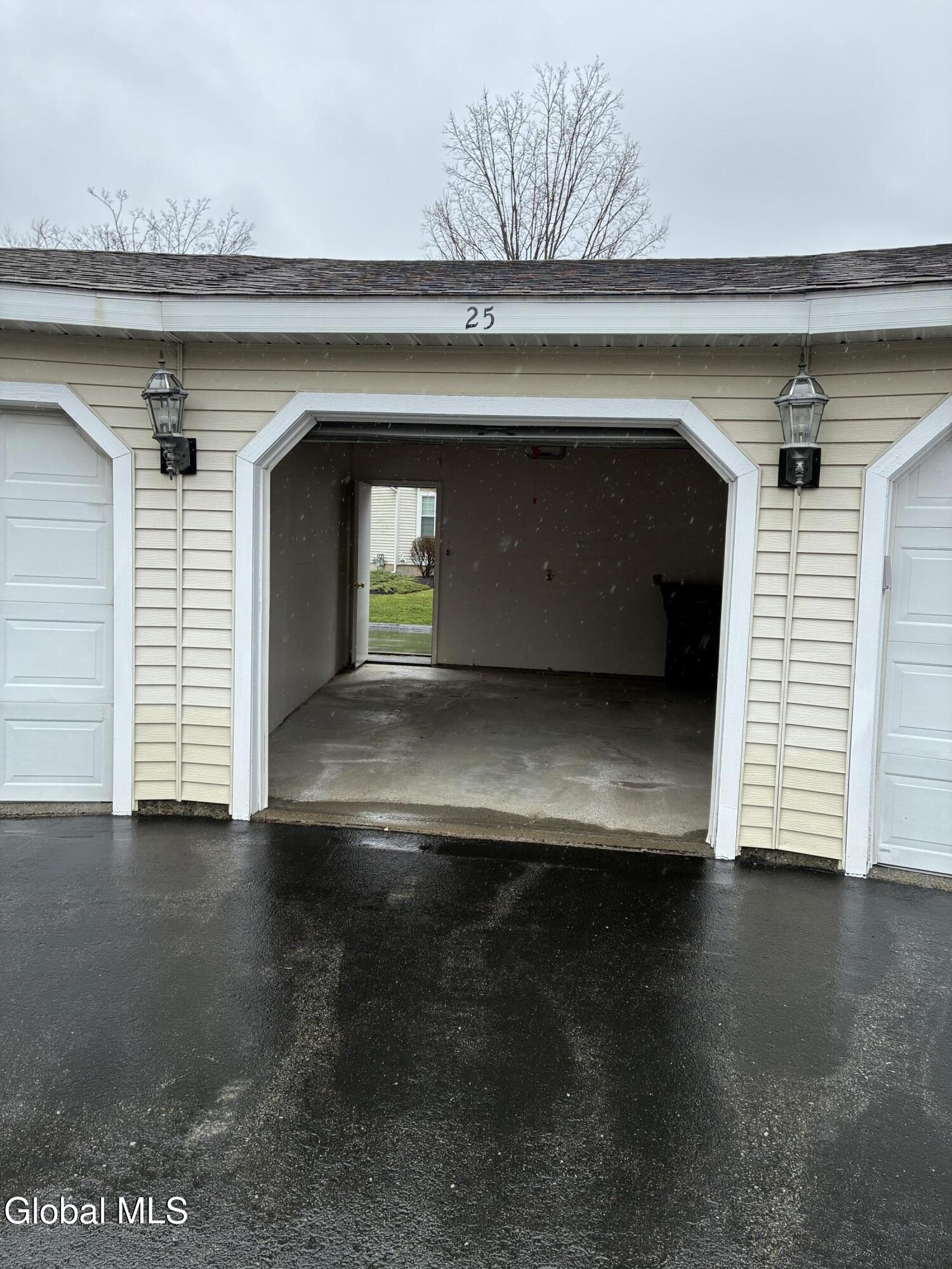 25 Stratton Circle Troy, NY 12182 - Photo 36 of 36 IMG_8329