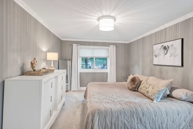 $299,900 | 1256 Plum Tree Court, Unit D1, Schaumburg, IL 60193