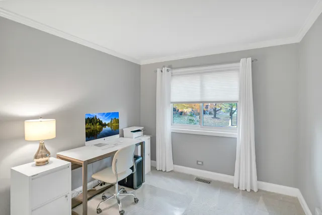 $299,900 | 1256 Plum Tree Court, Unit D1, Schaumburg, IL 60193