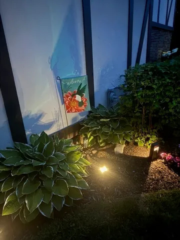 $299,900 | 1256 Plum Tree Court, Unit D1, Schaumburg, IL 60193