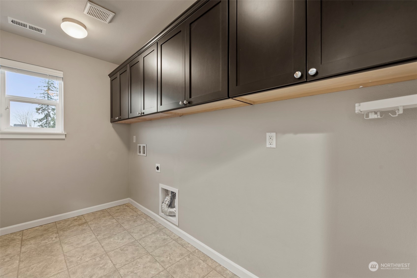 11015 Northeast 194th Drive Bothell, WA 98011 - Photo 26 of 33