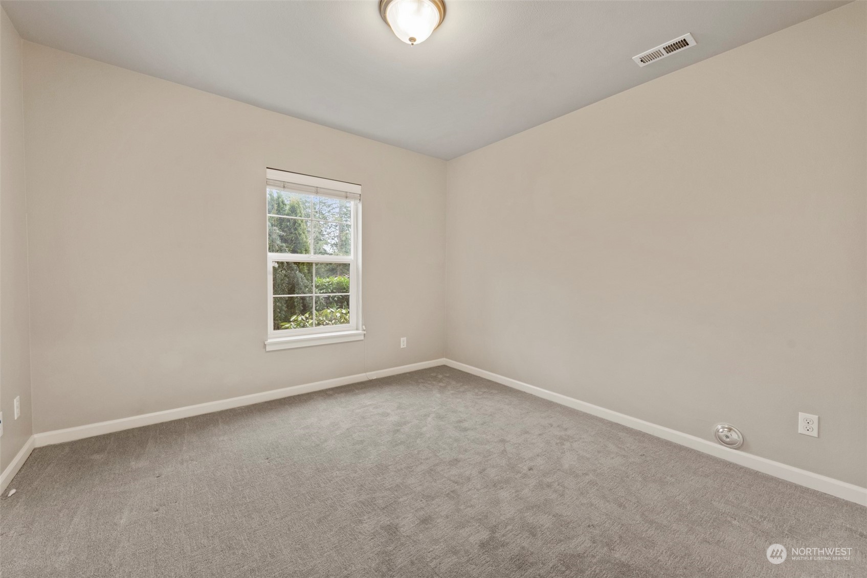 11015 Northeast 194th Drive Bothell, WA 98011 - Photo 28 of 33