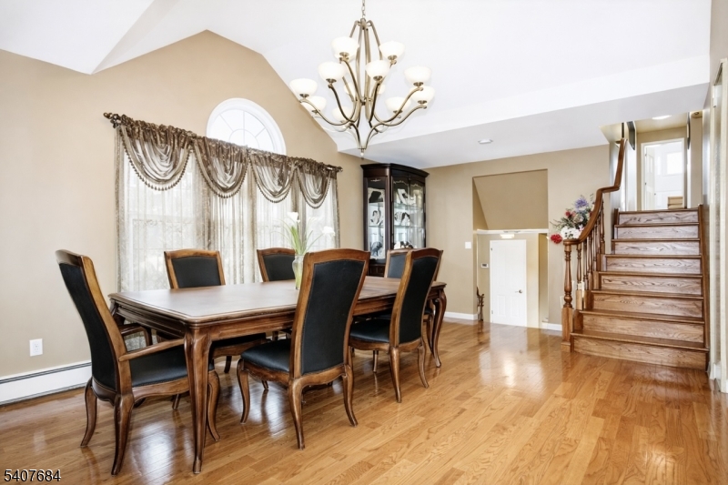 61 Carlisle Road Wayne, NJ 07470 - Photo 13 of 17