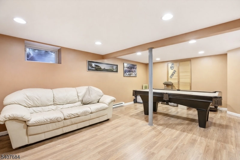 61 Carlisle Road Wayne, NJ 07470 - Photo 17 of 17