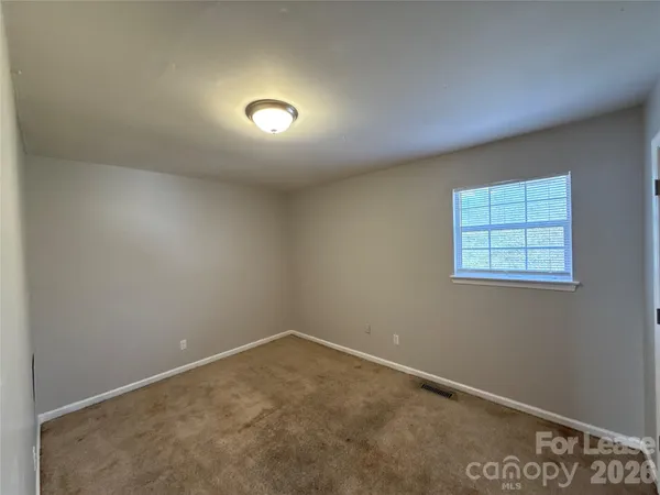 $1,195 | 409 Hawley Avenue, Unit 6, Belmont, NC 28012