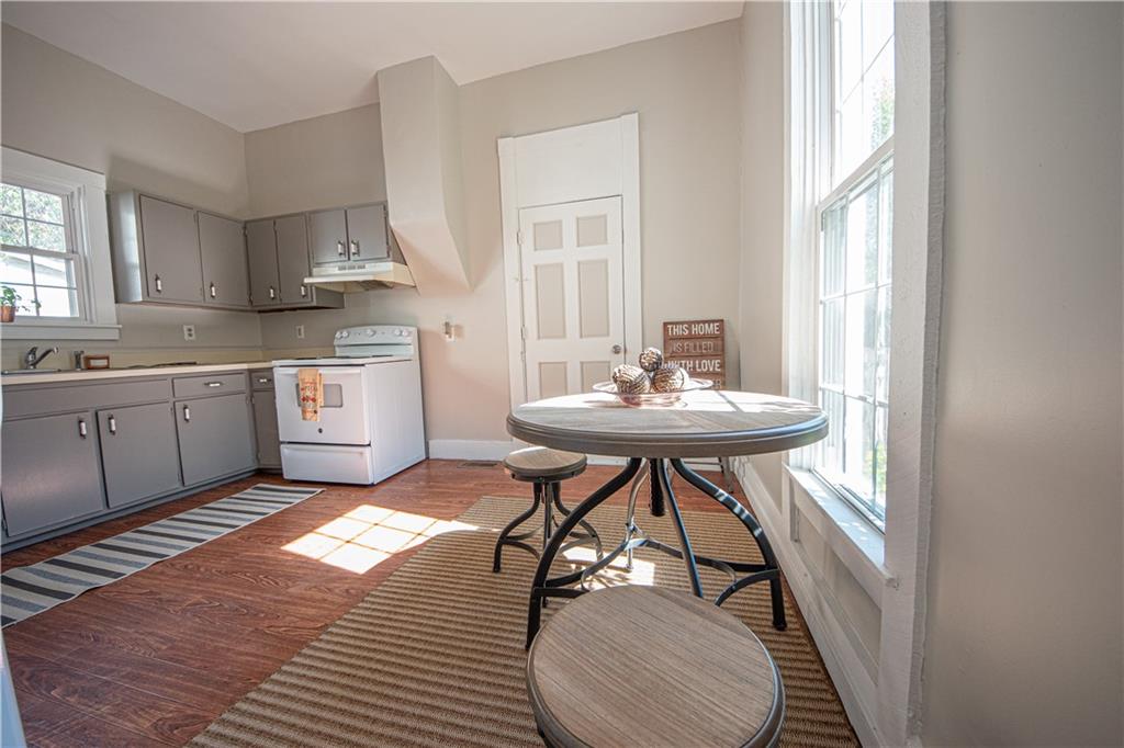 819 Reed Street Columbus, IN 47201 - Photo 8 of 18 Gallery Image 8