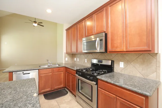 $2,280 | 11023 Heartland Grove Drive, Richmond, TX 77406