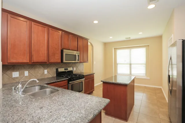 $2,280 | 11023 Heartland Grove Drive, Richmond, TX 77406