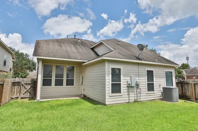 $2,280 | 11023 Heartland Grove Drive, Richmond, TX 77406