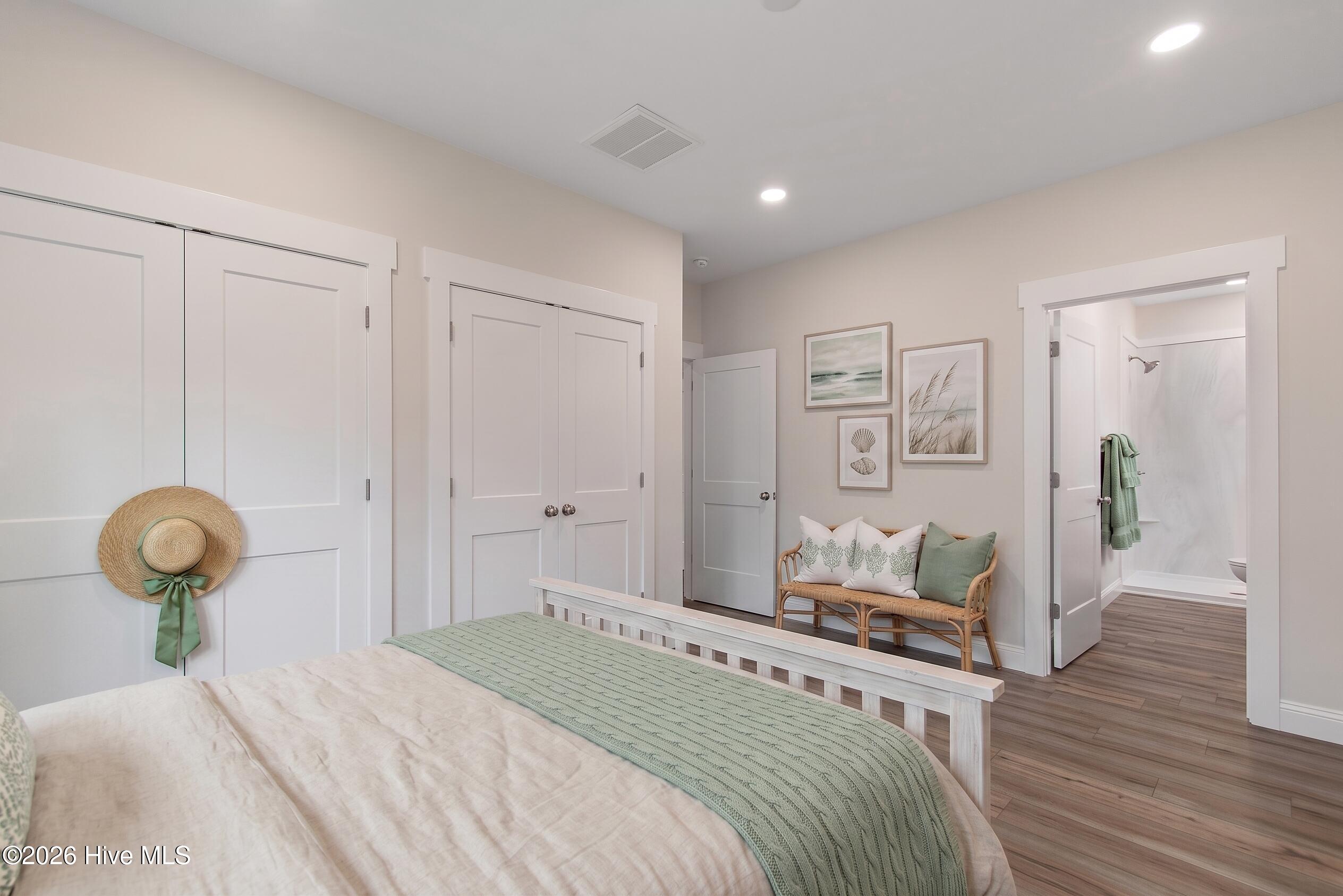356 Drayton Road Southport, NC 28461 - Photo 11 of 31 Enhanced master BR/dual closets