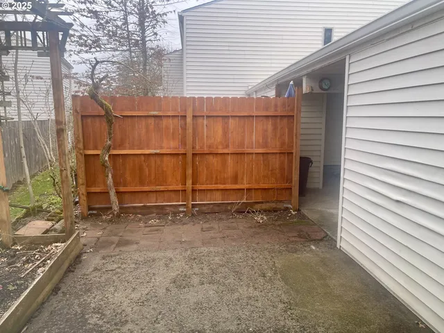 $285,000 | 732 Southeast Rene Avenue, Gresham, OR 97080