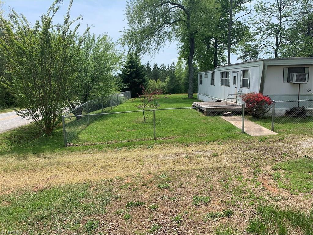 830 Dav Road Hays, NC 28635 - Photo 5 of 7 Building at no value sold AS IS