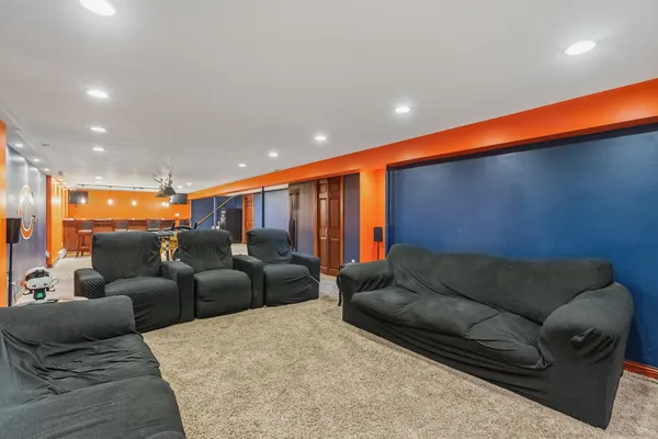 $389,900 | 3311 Pinecrest Drive, Joliet, IL 60435