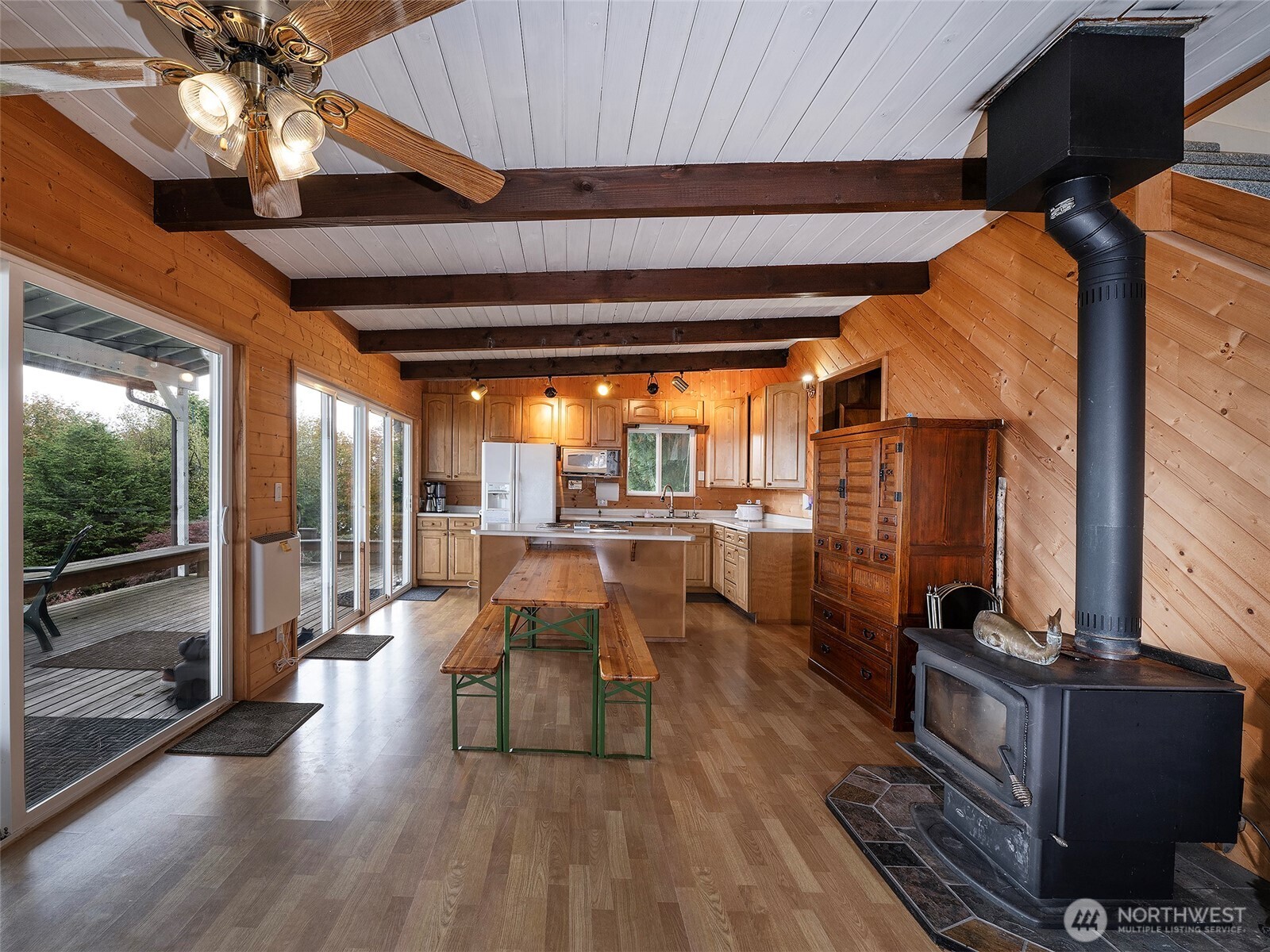 26 E Port Everett, WA 98201 - Photo 9 of 33 a dining room with furniture a chandelier and wooden floor