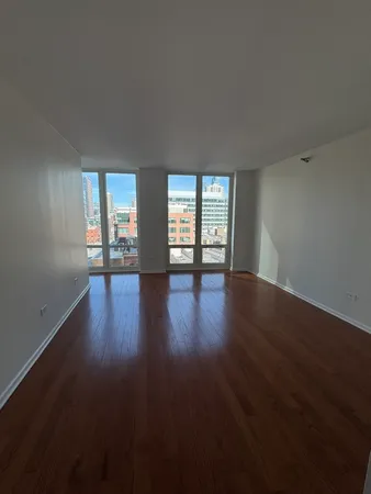$3,800 | 345 North LaSalle Drive, Unit 801, Chicago, IL 60654