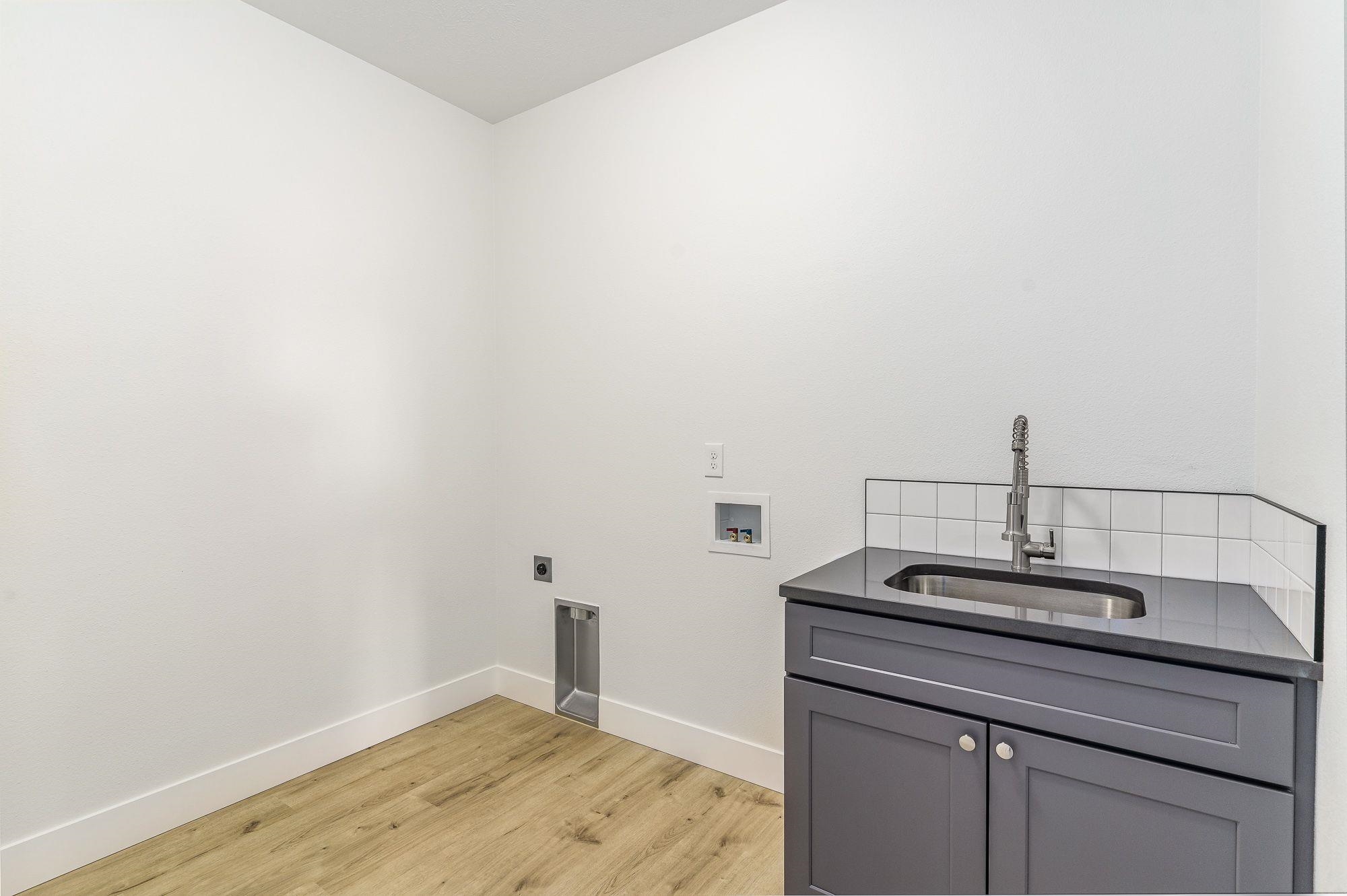 4523 North McCabe Road Spokane Valley, WA 99216 - Photo 5 of 29