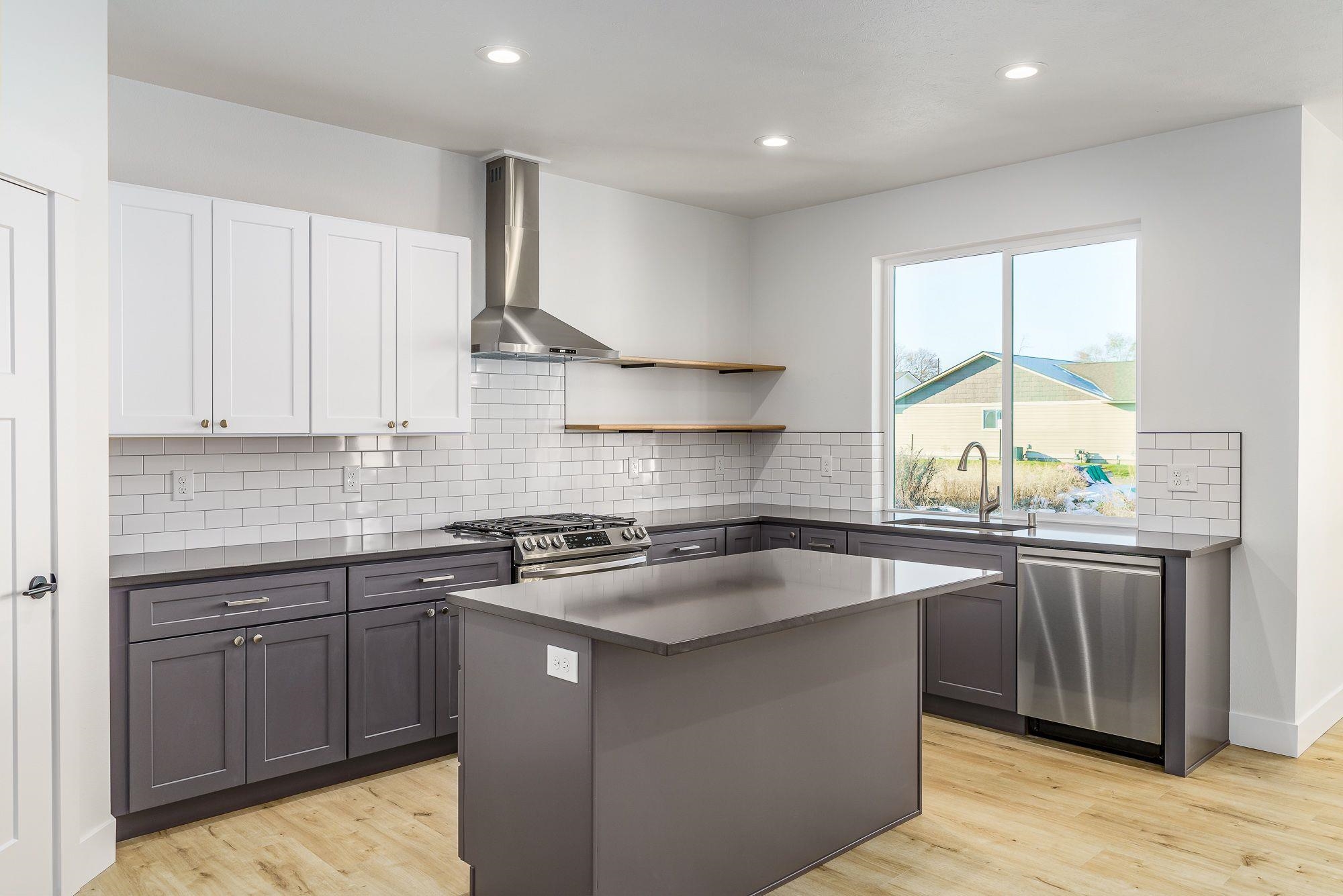 4523 North McCabe Road Spokane Valley, WA 99216 - Photo 8 of 29