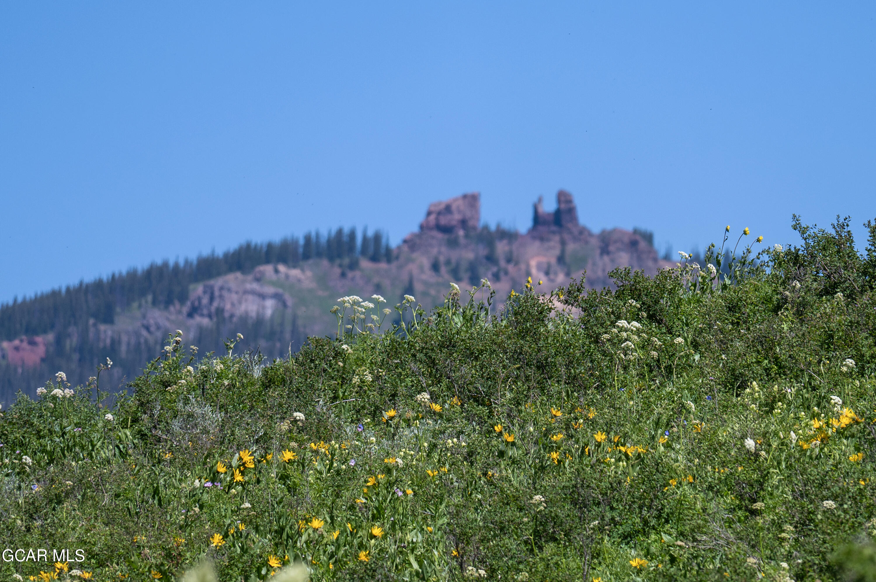 520 Gcr 284 Kremmling, CO 80459 - Photo 10 of 14 an aerial view of multiple house with a yard
