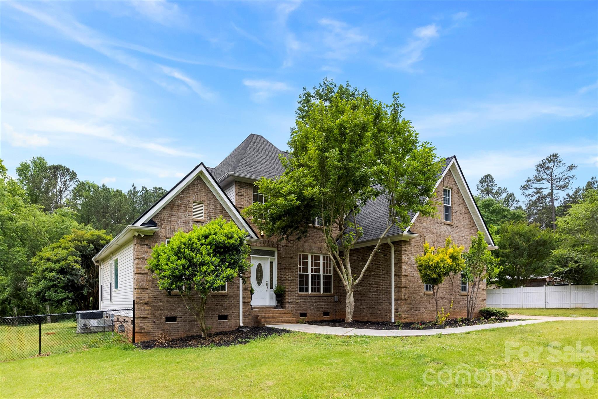 883 Silver Charm Lane York, SC 29745 - Photo 3 of 40