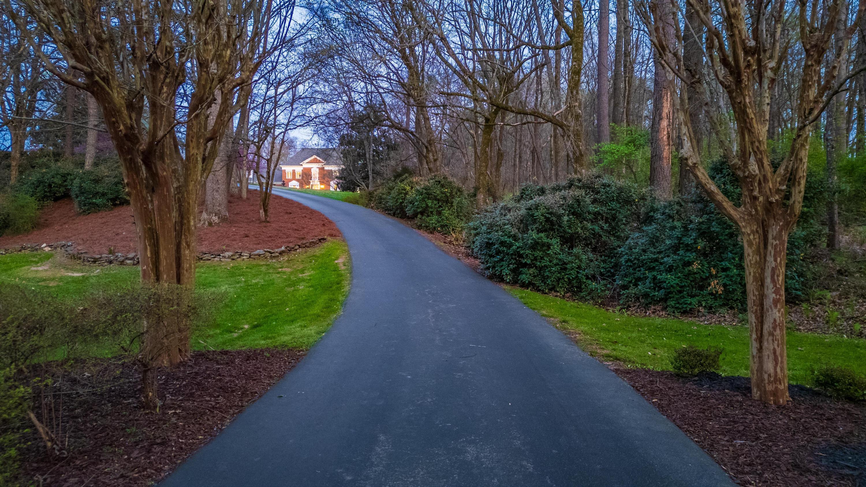 1025 Cedar Springs Road Athens, TN 37303 - Photo 103 of 103 Dusk shot