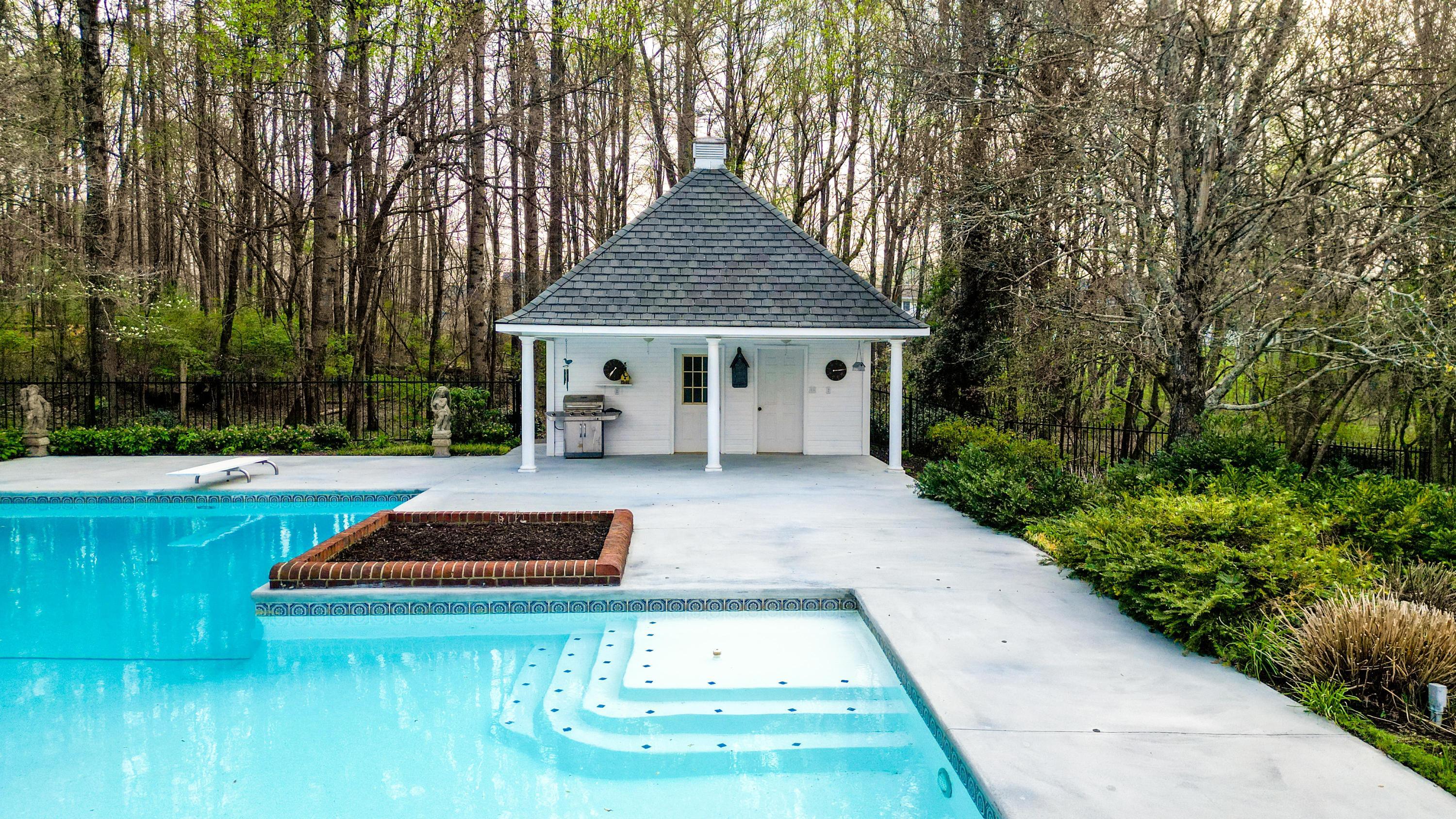1025 Cedar Springs Road Athens, TN 37303 - Photo 20 of 103 Pool and pool house