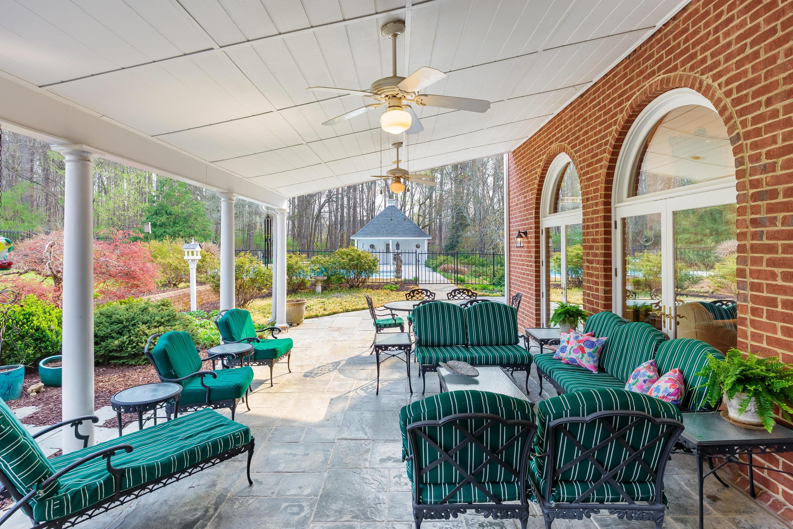 1025 Cedar Springs Road Athens, TN 37303 - Photo 23 of 103 Covered porch