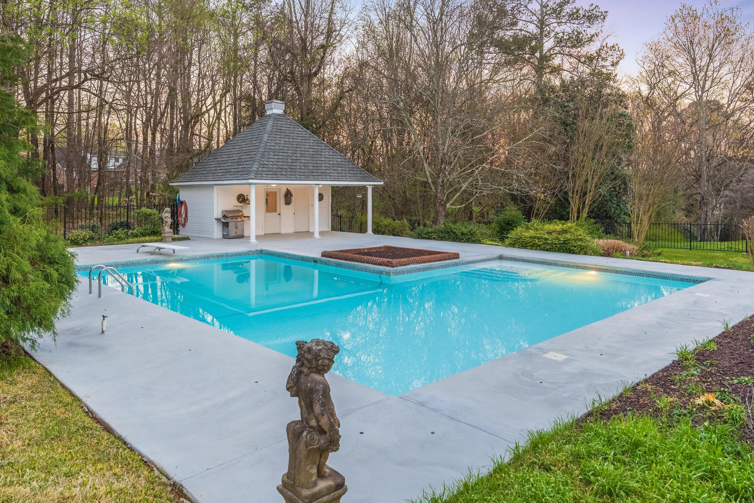 1025 Cedar Springs Road Athens, TN 37303 - Photo 27 of 103 Pool and pool house