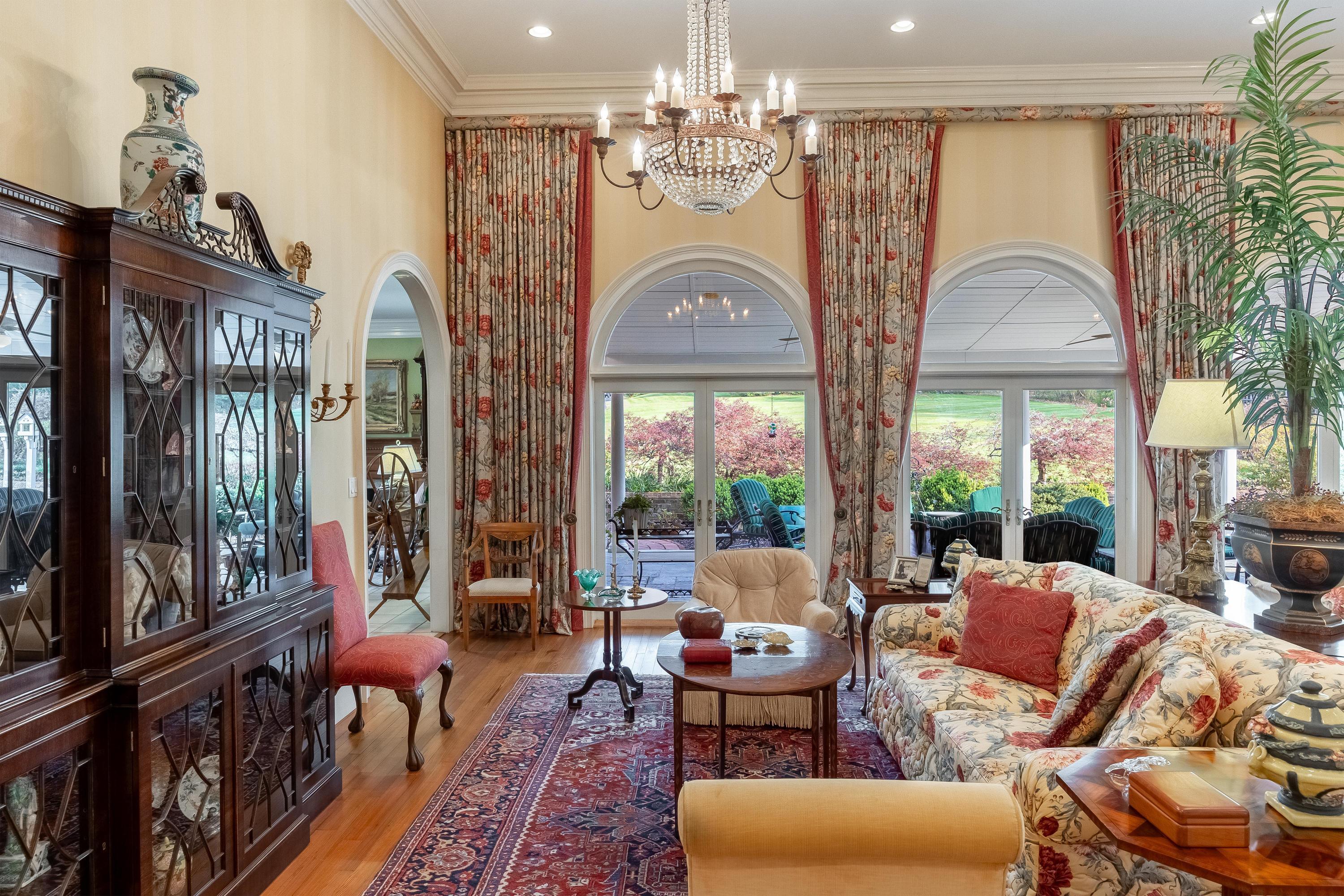 1025 Cedar Springs Road Athens, TN 37303 - Photo 46 of 103 Living room