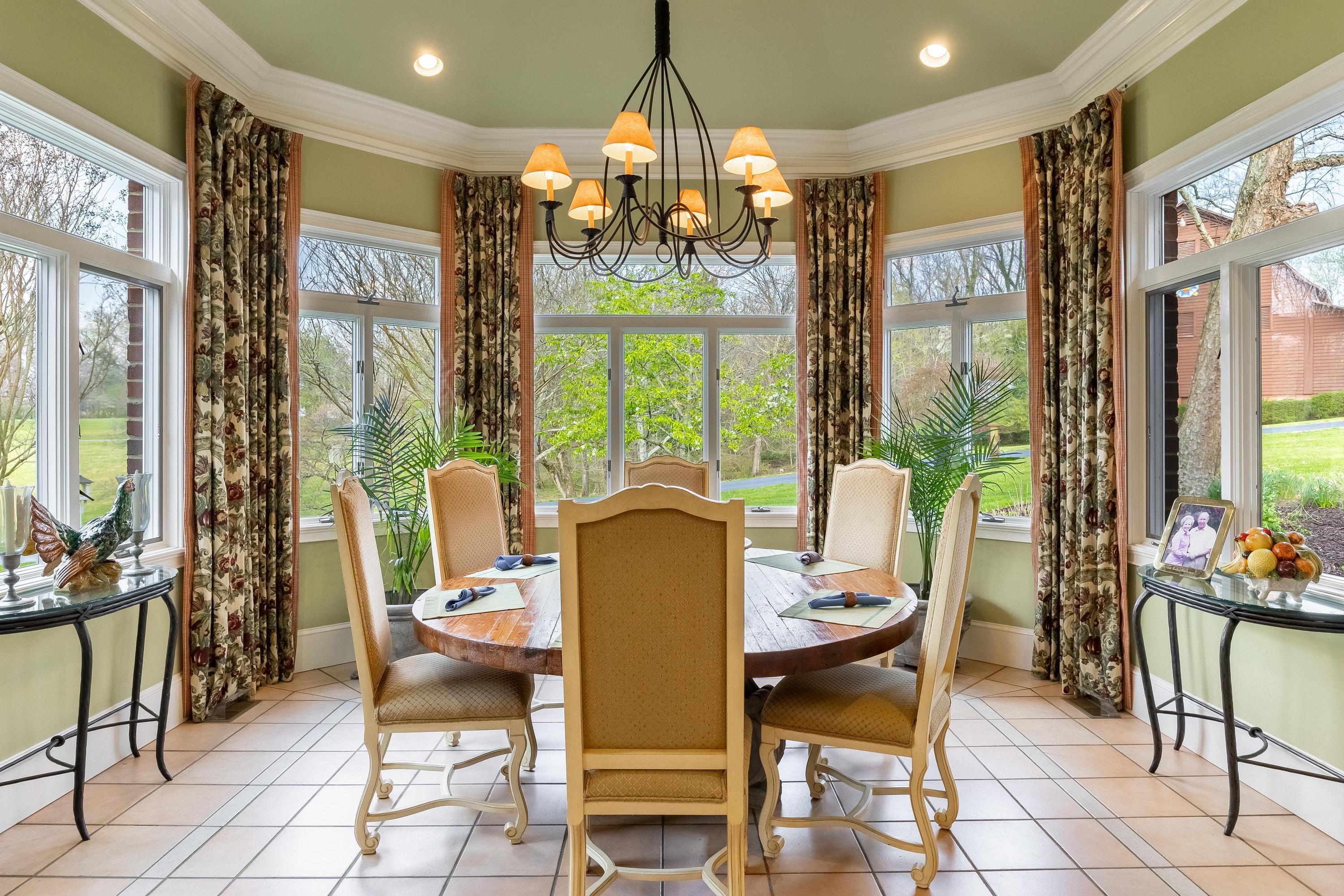 1025 Cedar Springs Road Athens, TN 37303 - Photo 54 of 103 Breakfast room