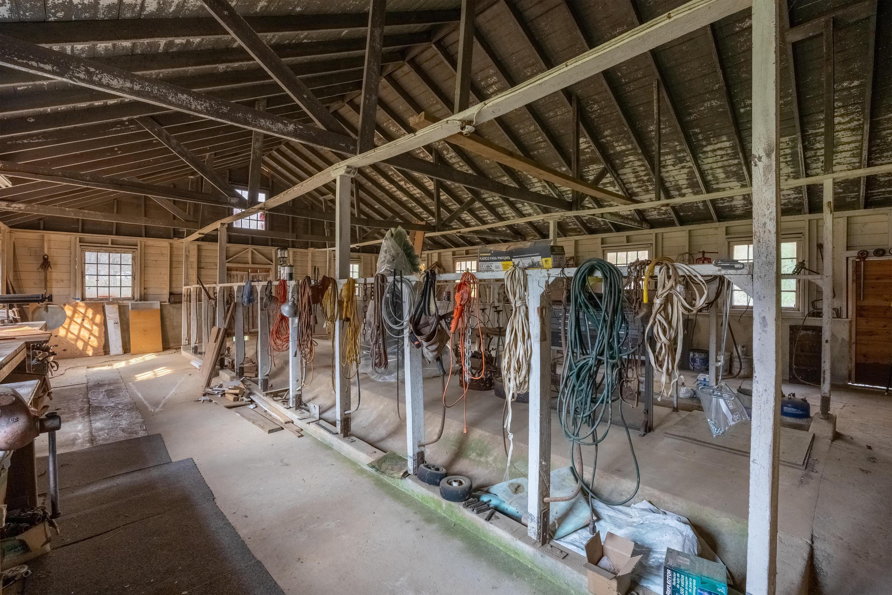 1025 Cedar Springs Road Athens, TN 37303 - Photo 87 of 103 Barn