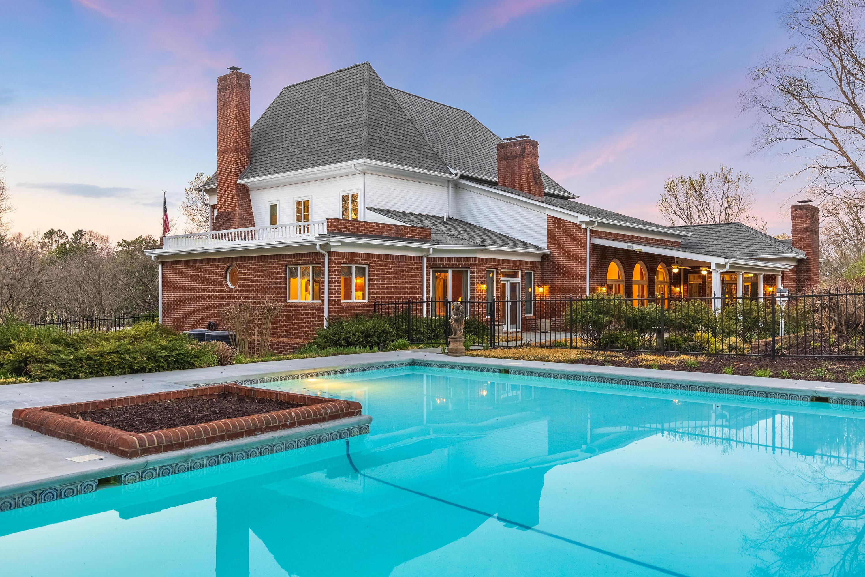 1025 Cedar Springs Road Athens, TN 37303 - Photo 90 of 103 Pool