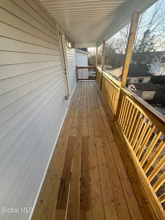$1,700 | 22 Wilson Avenue, Unit 2, Amsterdam, NY 12010