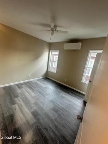 $1,700 | 22 Wilson Avenue, Unit 2, Amsterdam, NY 12010