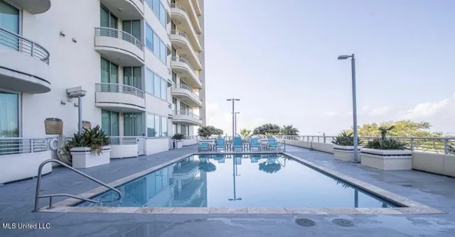 $3,500 | 2060 Beach Boulevard, Unit 804, Biloxi, MS 39531