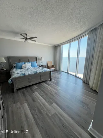 $2,799 | 2060 Beach Boulevard, Unit 804, Biloxi, MS 39531