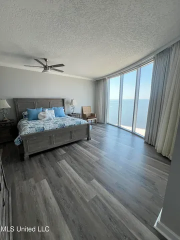 $3,500 | 2060 Beach Boulevard, Unit 804, Biloxi, MS 39531