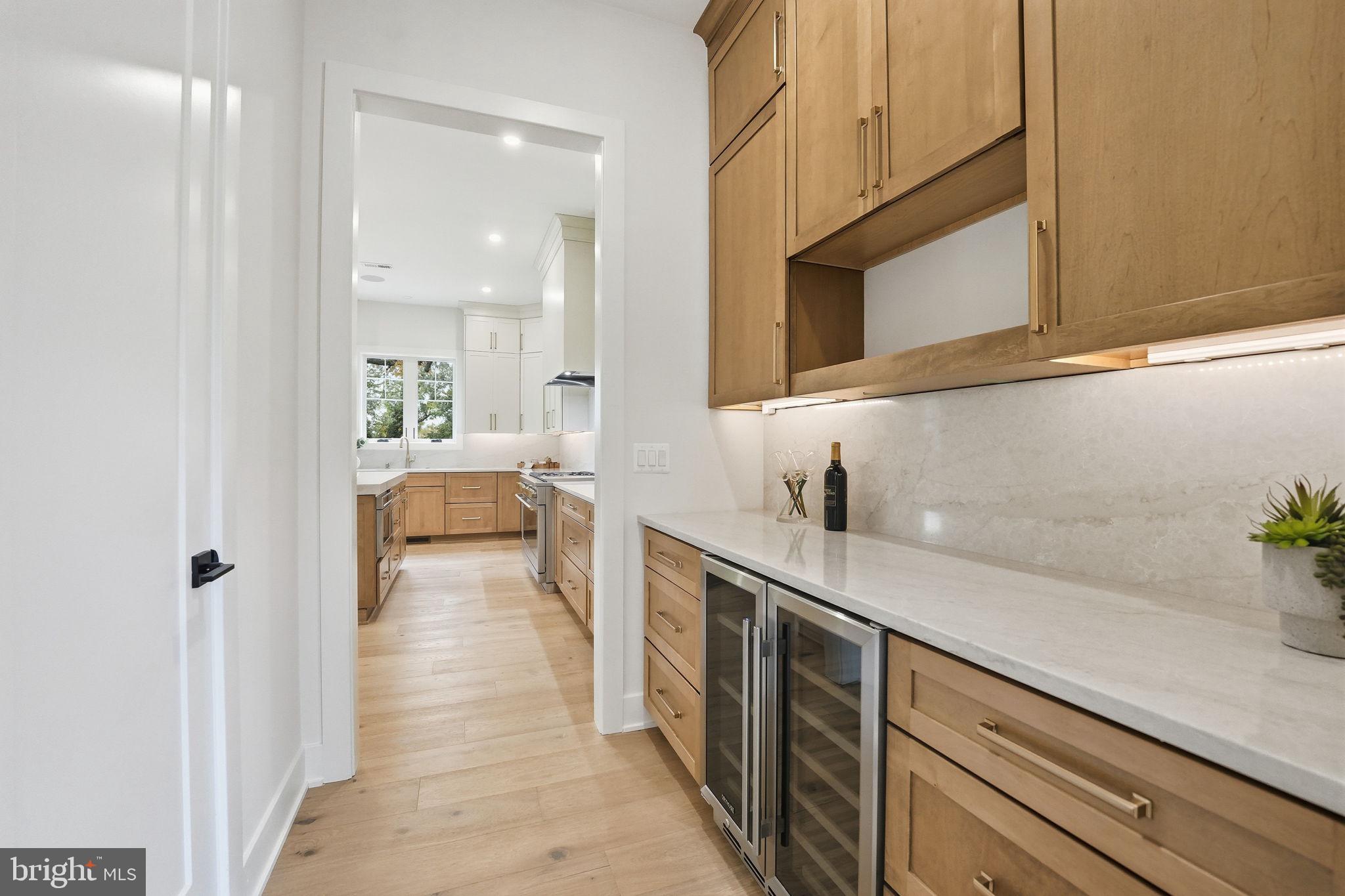 1945 Leonard Road Falls Church, VA 22043 - Photo 13 of 95