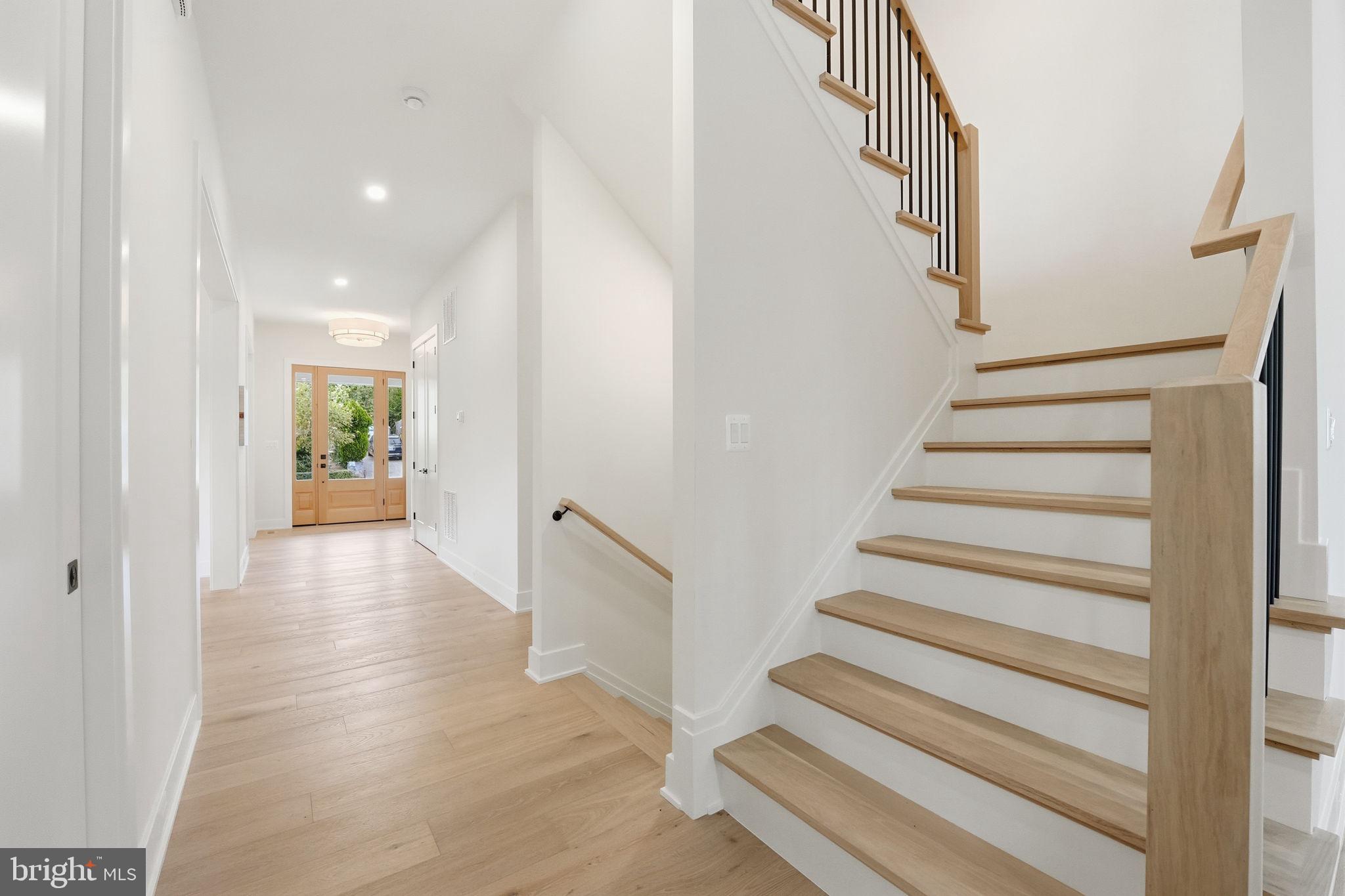 1945 Leonard Road Falls Church, VA 22043 - Photo 17 of 95