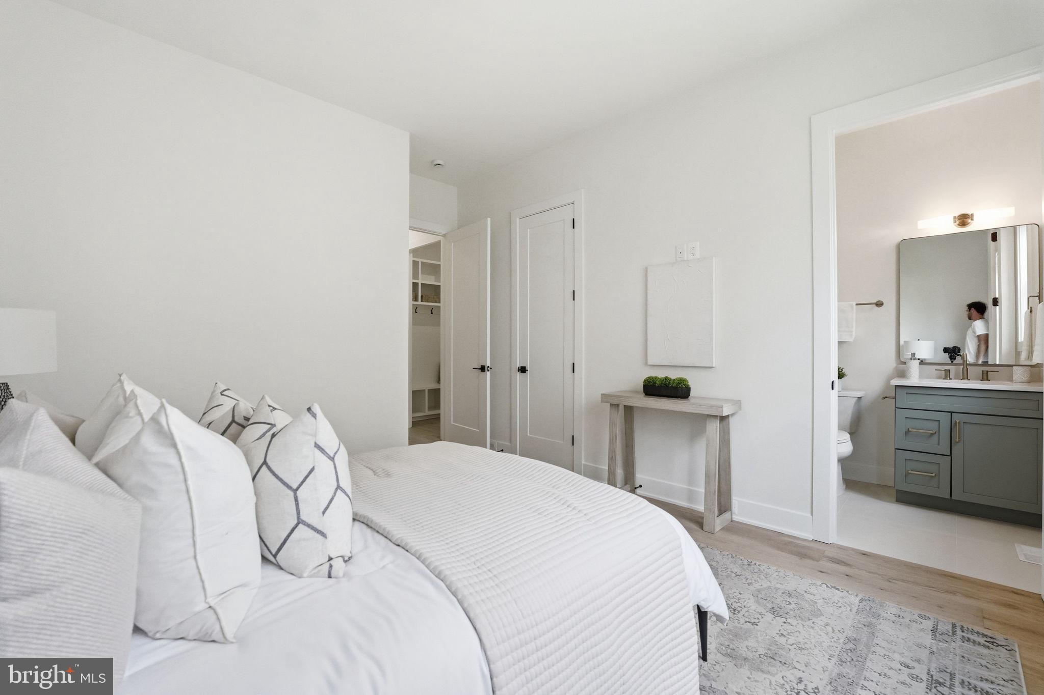 1945 Leonard Road Falls Church, VA 22043 - Photo 38 of 95