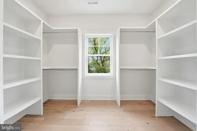 $2,195,000 | 1945 Leonard Road, Falls Church, VA 22043