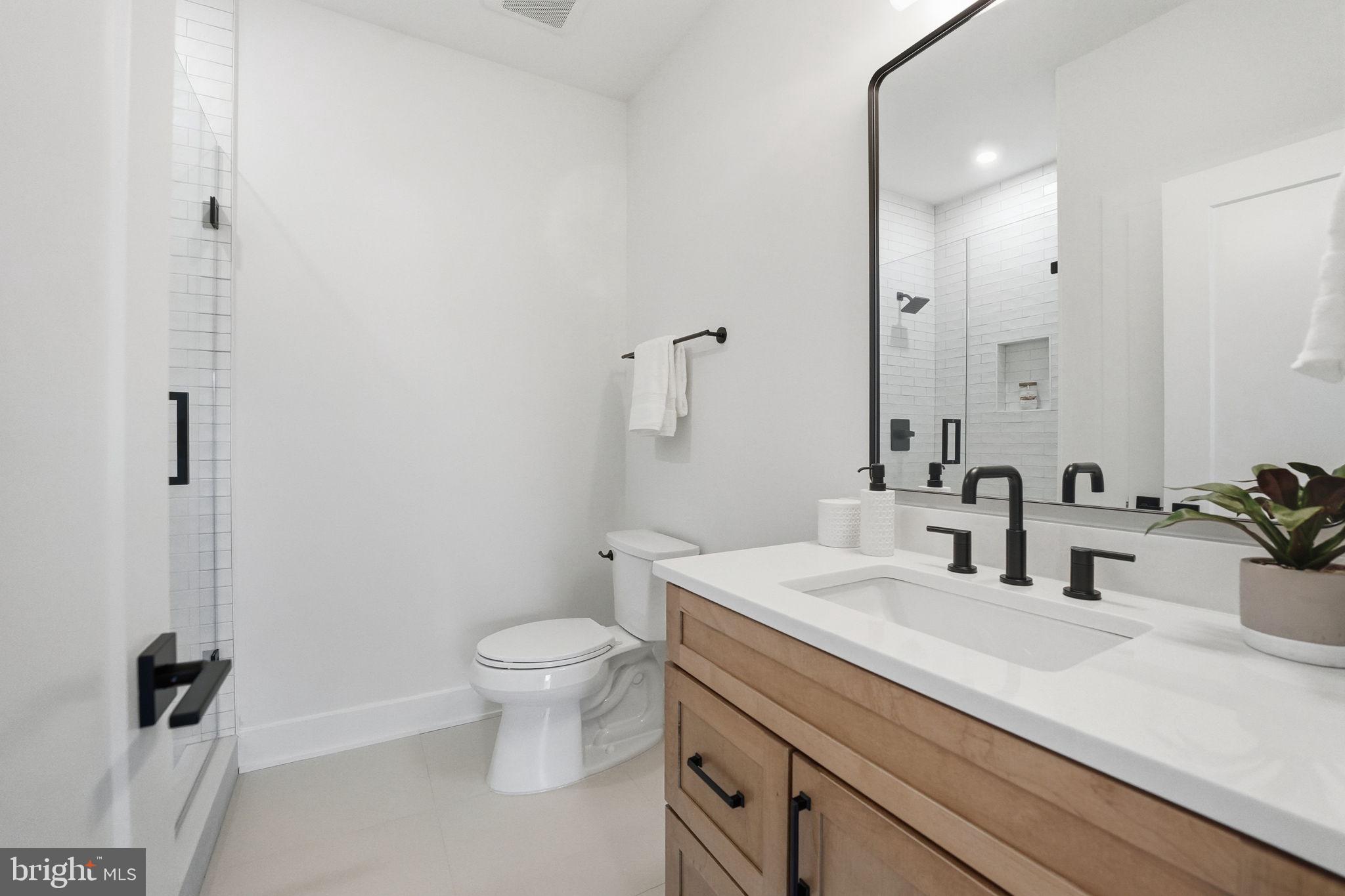 1945 Leonard Road Falls Church, VA 22043 - Photo 61 of 95