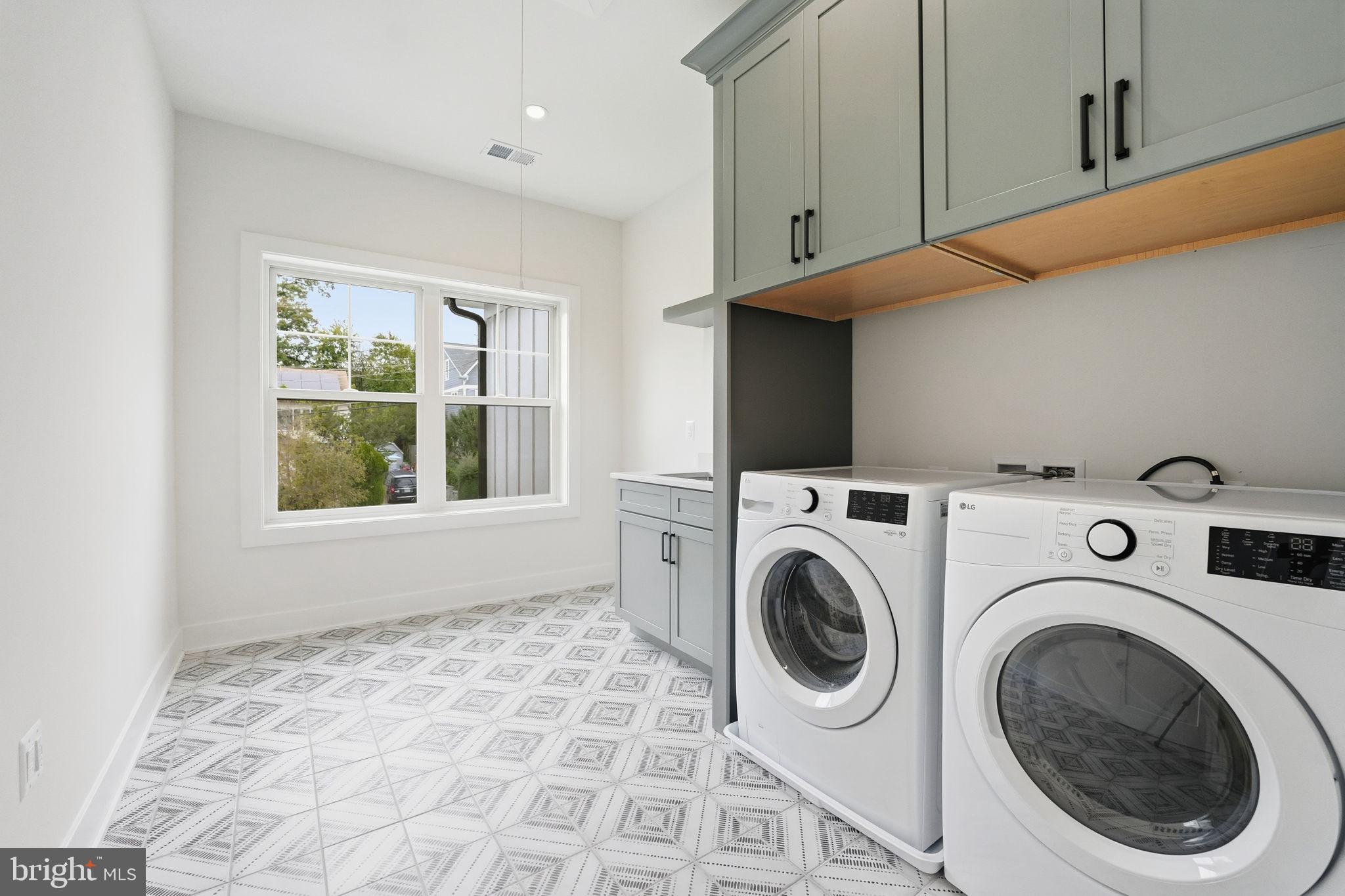 1945 Leonard Road Falls Church, VA 22043 - Photo 63 of 95